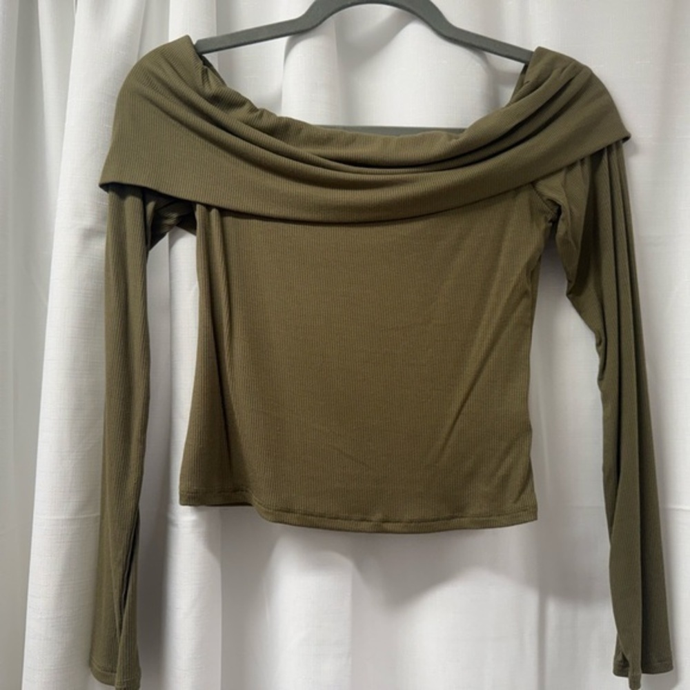 See You Monday Olive Off-Shoulder Blouse Size- M